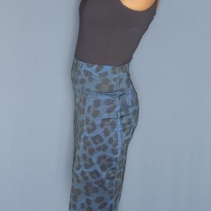 Forever 21 Blue leopard print skirt